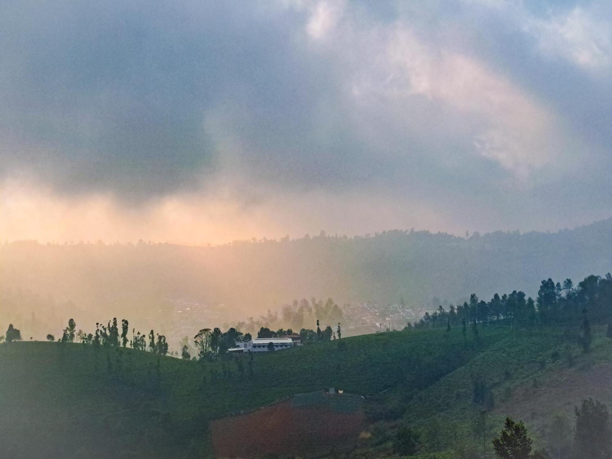 Ghar - Homestay, Where Family Lives Together Aravankādu Exteriör bild